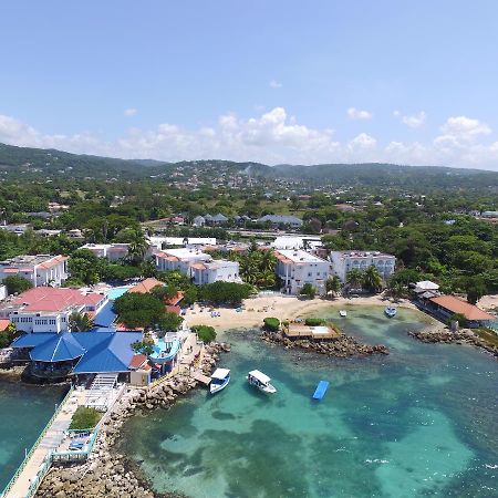 Franklyn D Resort & Spa All Inclusive Runaway Bay Exterior foto