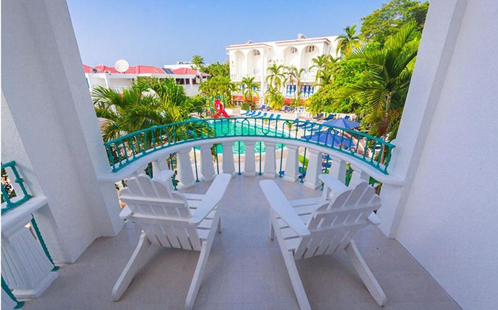 Franklyn D Resort & Spa All Inclusive Runaway Bay Exterior foto