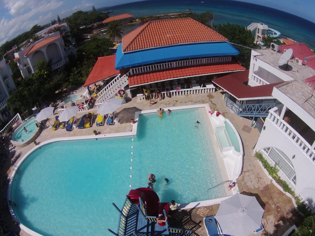 Franklyn D Resort & Spa All Inclusive Runaway Bay Exterior foto