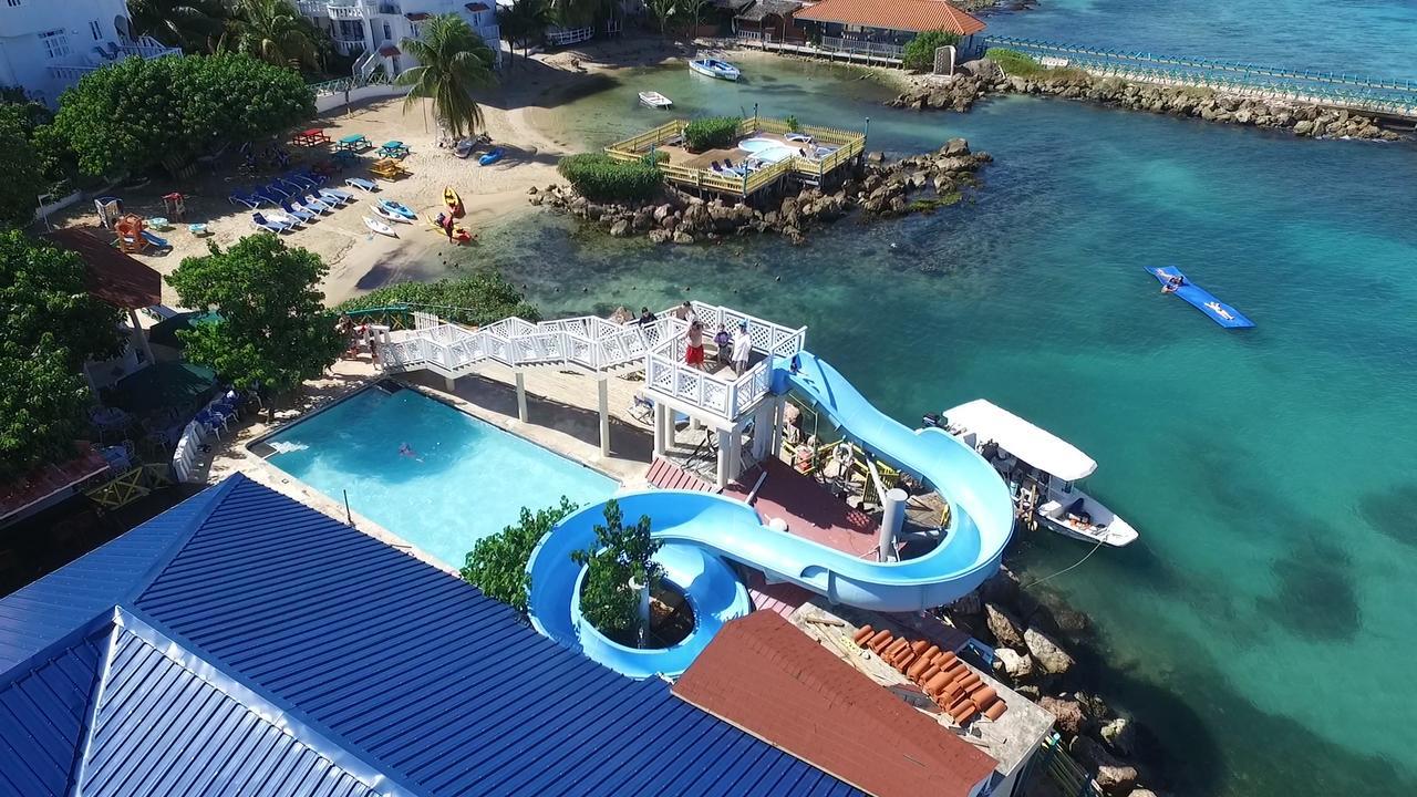 Franklyn D Resort & Spa All Inclusive Runaway Bay Exterior foto