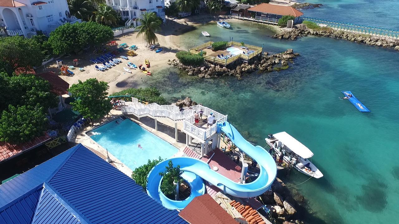Franklyn D Resort & Spa All Inclusive Runaway Bay Exterior foto